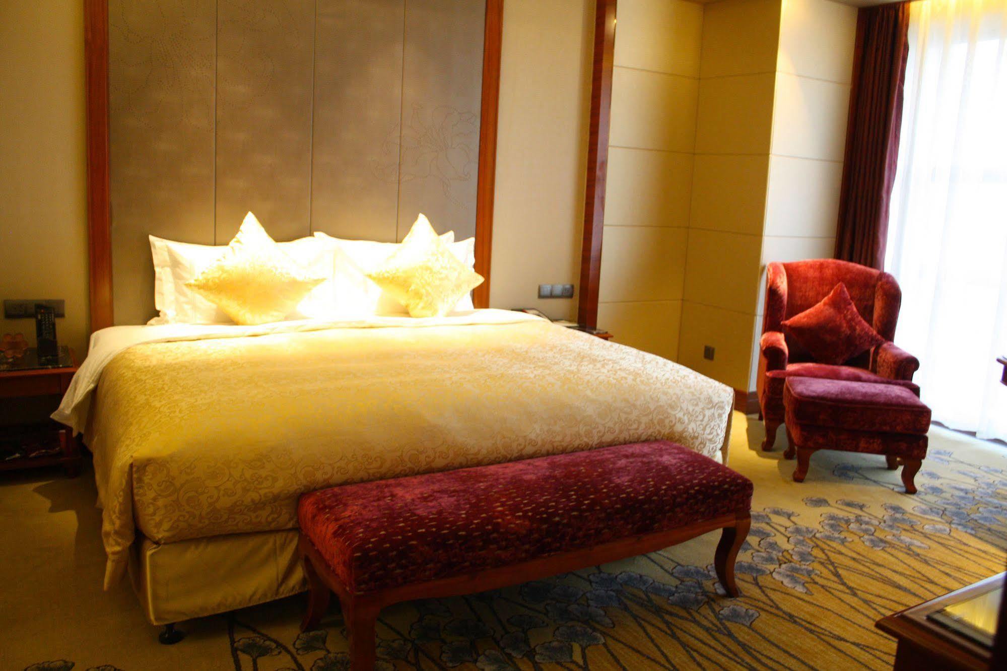 Grand Skylight International Hotel Wuhai Exterior foto