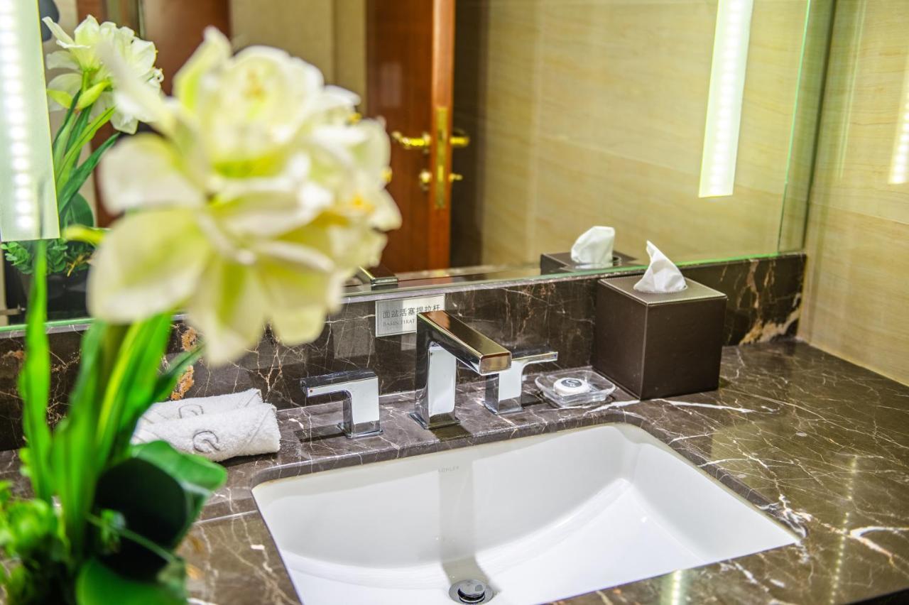 Grand Skylight International Hotel Wuhai Exterior foto
