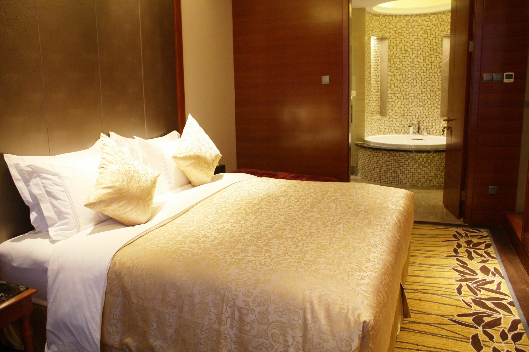 Grand Skylight International Hotel Wuhai Exterior foto